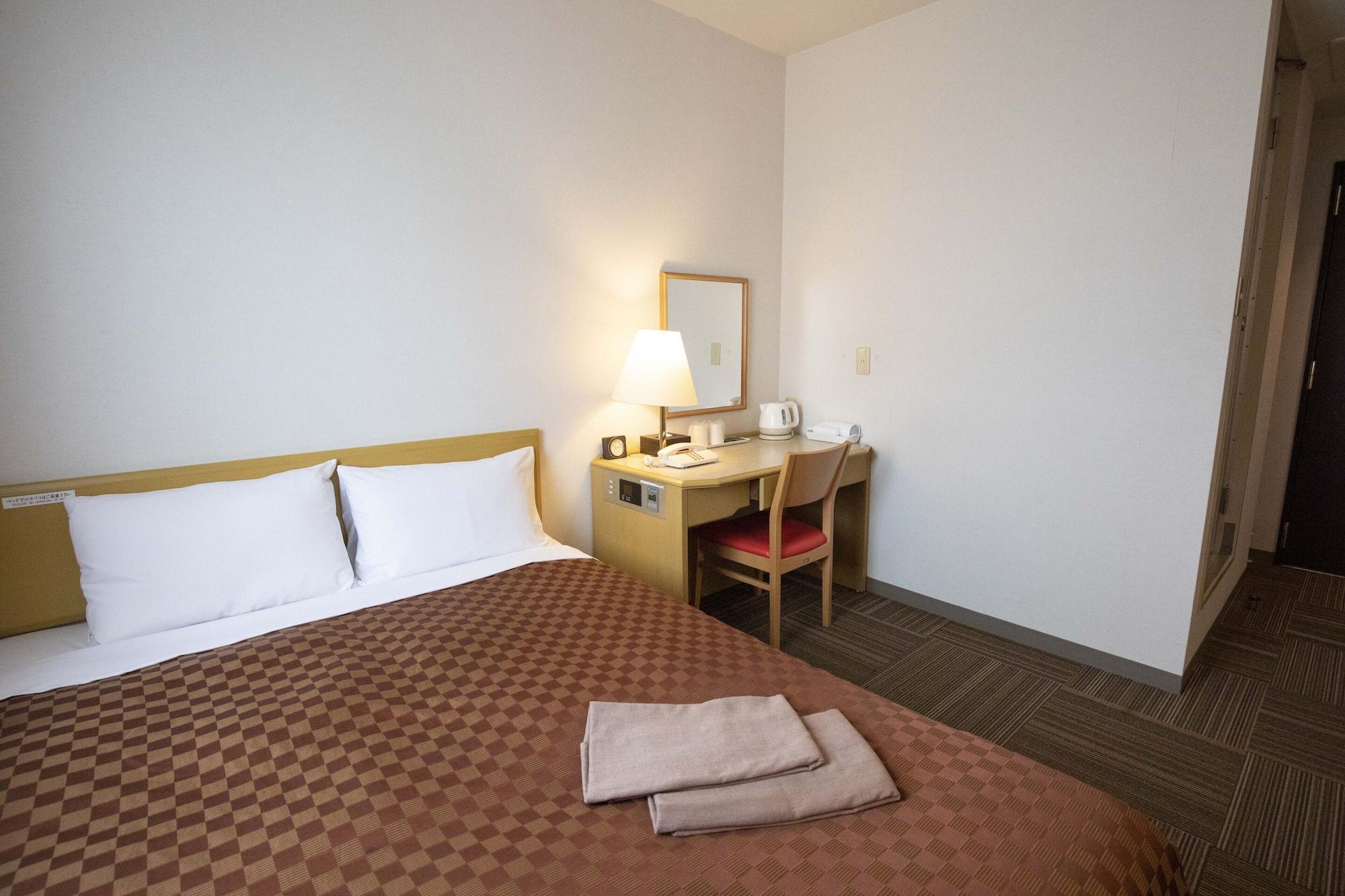 Court Hotel Mito Экстерьер фото